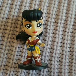 Wonder Woman Small Figure