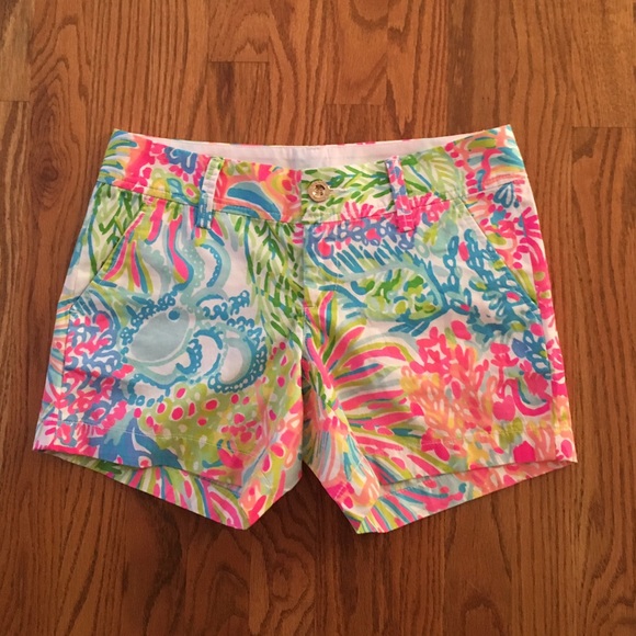 Lilly Pulitzer Pants - ❗️SALE❗️$64 Lilly pulitzer short sz 0