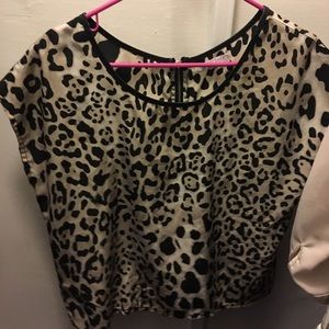 Leopard print crop top