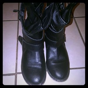 Black boots