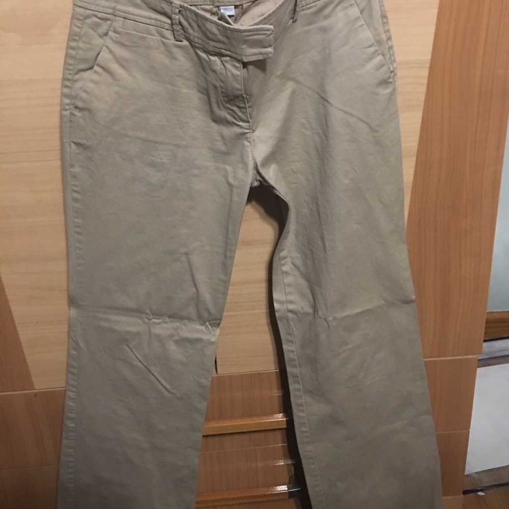 New York and Company tan pants