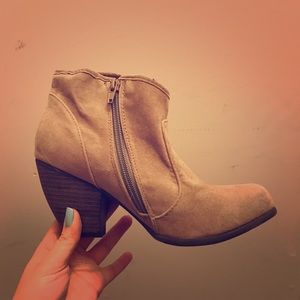 Size 7 Ankle Booties