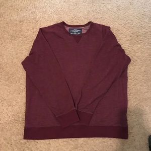 American Eagle maroon Crewneck sweater