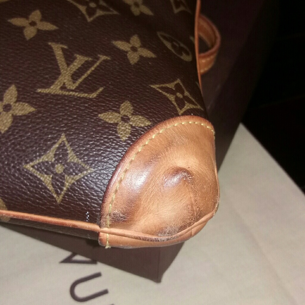 Louis Vuitton Monogram Canvas Sac Coussin GM Bag - Picture 4 of 8