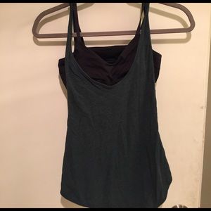 Lululemon twist and turn top