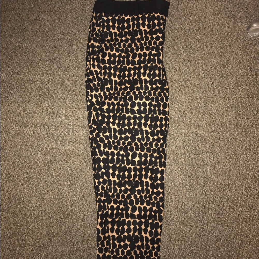 Perfect condition** almost cheetah print Capris