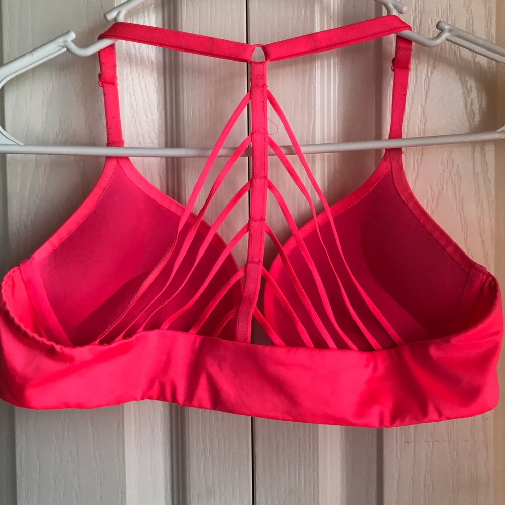 Victoria Secret Bra - Picture 2 of 4