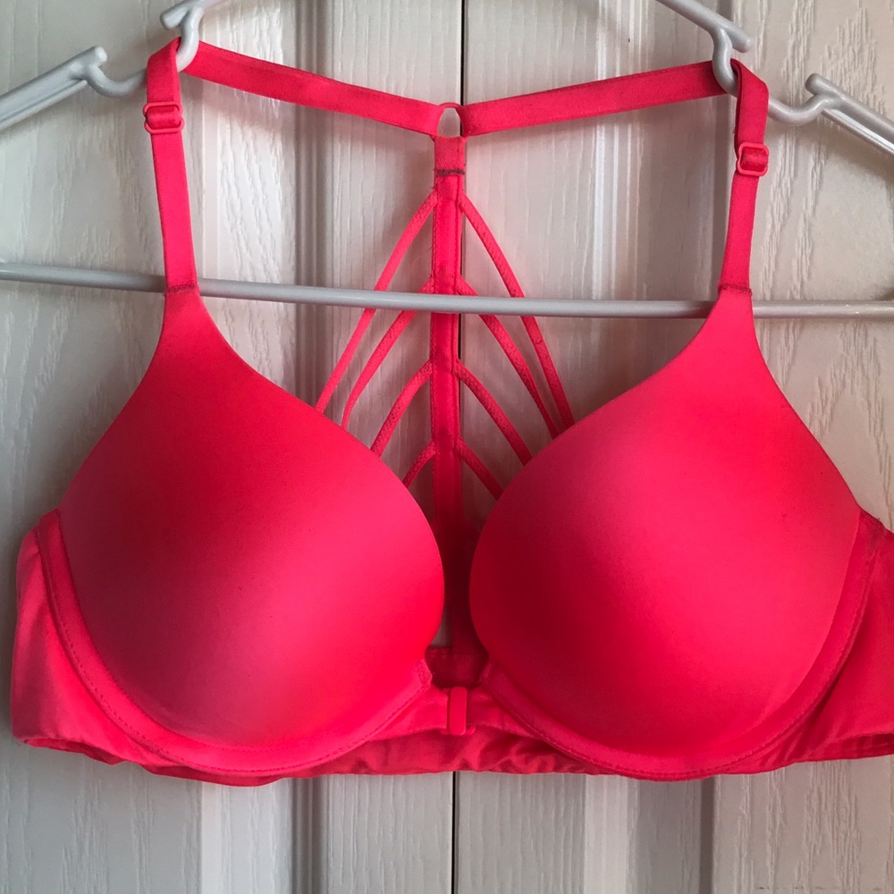Victoria Secret Bra - Picture 3 of 4