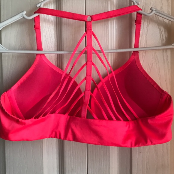 Victoria Secret Bra - Picture 2 of 4
