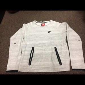 Nike crewneck sweatshirt.