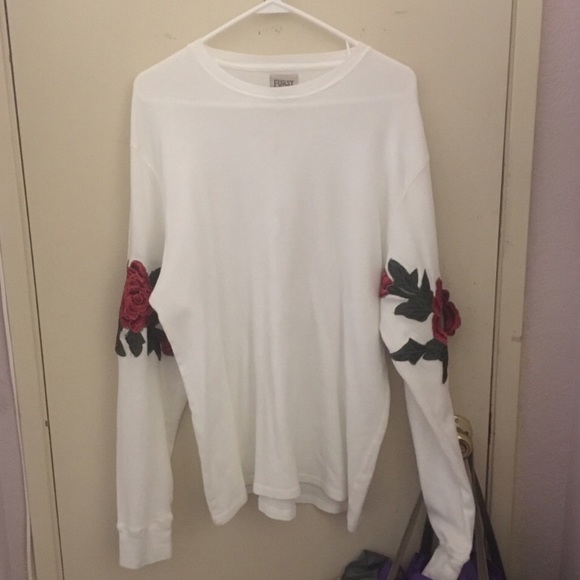 SOLD Furst of a kind thermal with rose embroidered - Picture 2 of 5