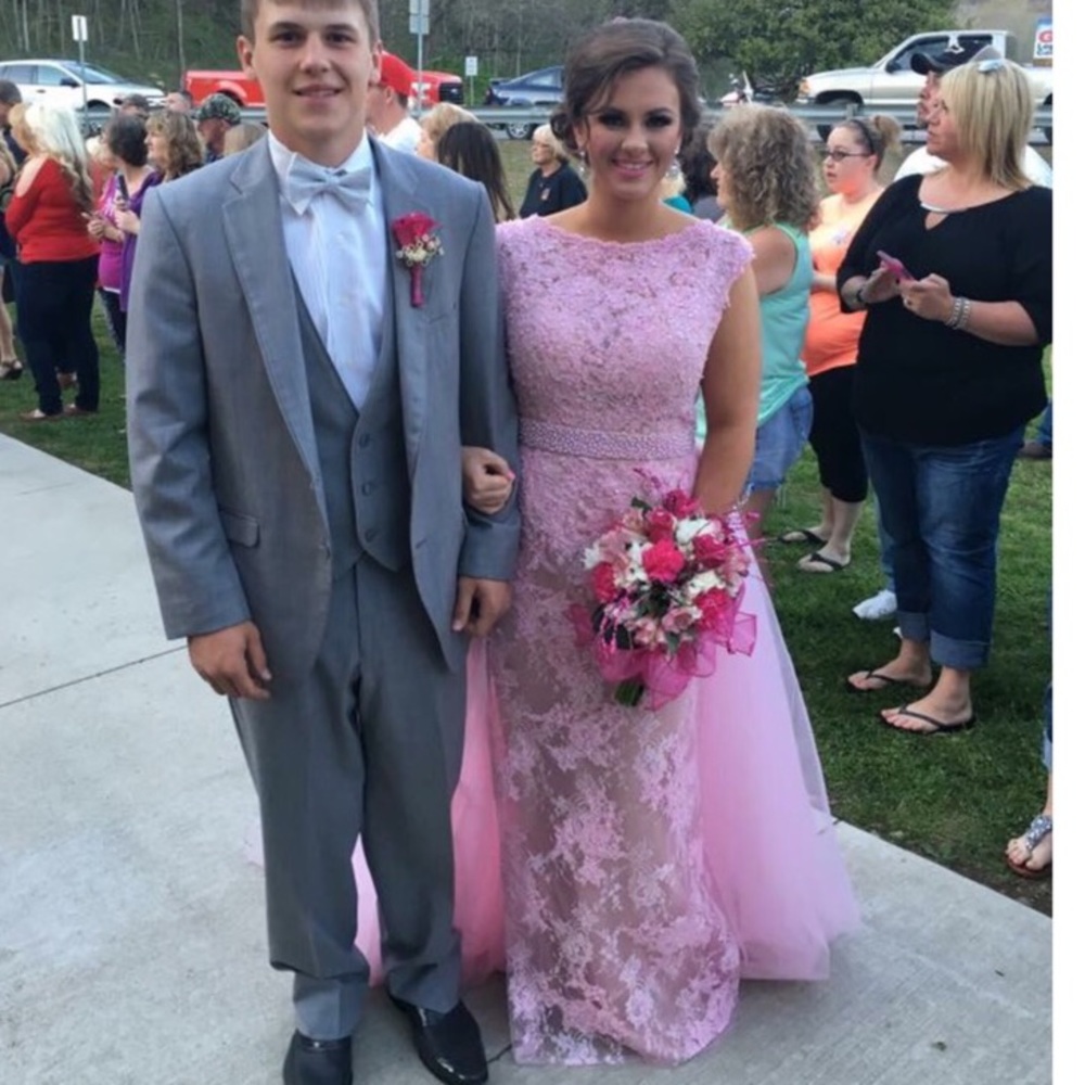 Sherri Hill pink prom dress