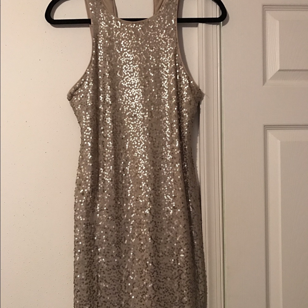 ❌SOLD❌Hollister champagne sequin bodycon dress!