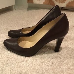 Brown leather Ralph Lauren size 8B heels
