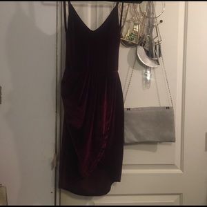 Burgany velvet backless dress