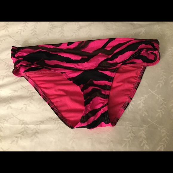 Victoria Secret Swim Bottoms S/P - Picture 2 of 5