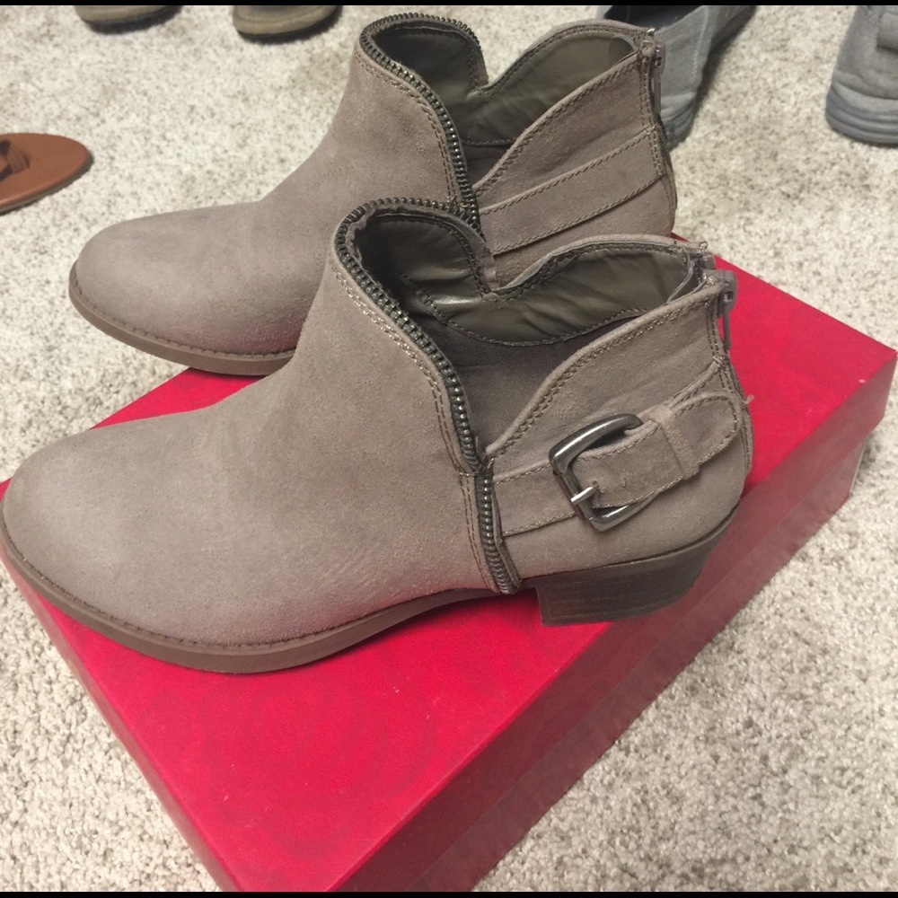Ankle boots