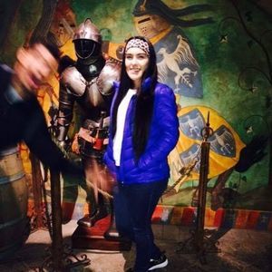 Meet your Posher, Giselle