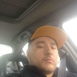 Meet your Posher, Raymond