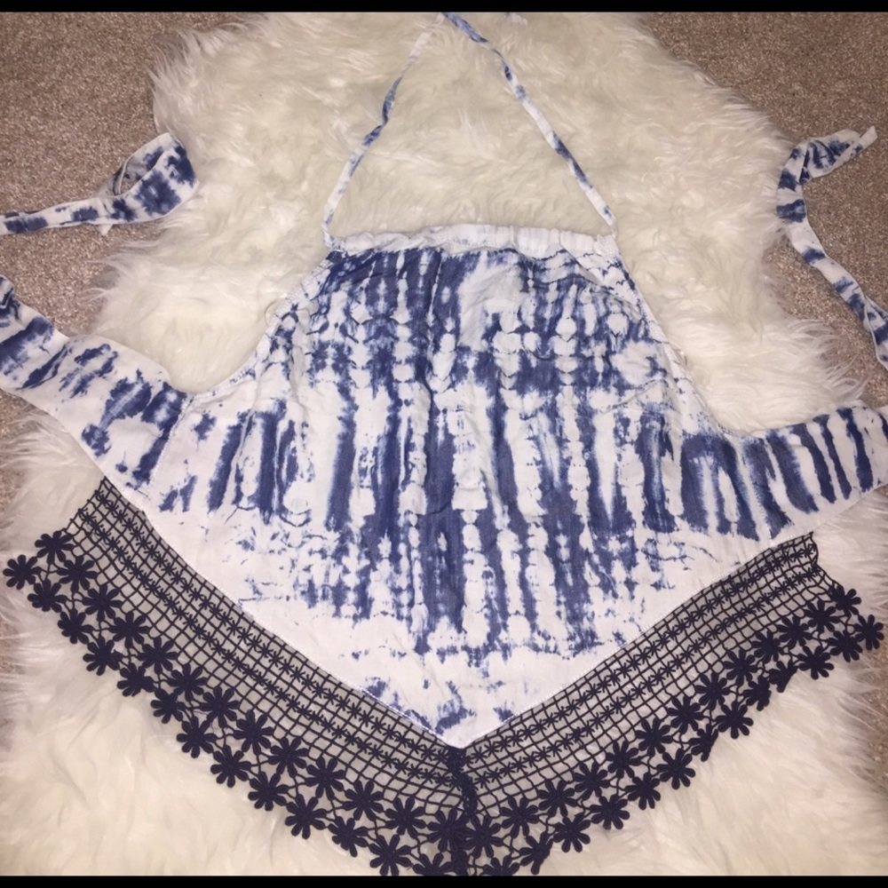 Guess halter tie top