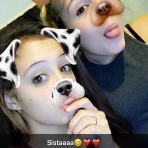 Meet your Posher, Talia