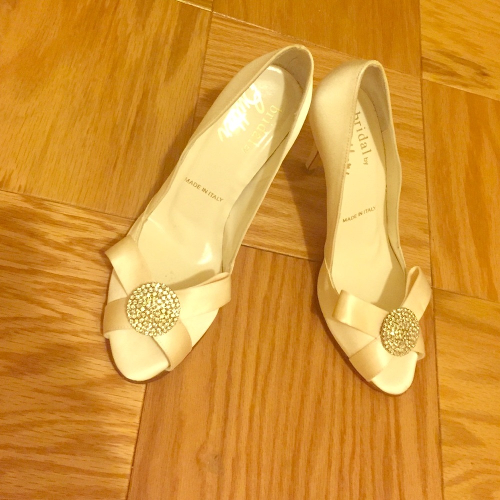 Bridal shoes