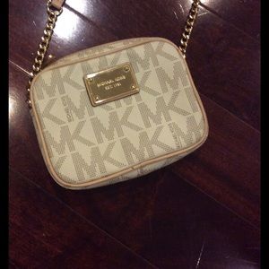 Michael Kors cross body