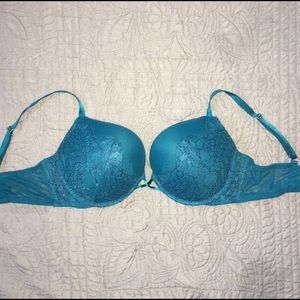 GUC Victoria's Secret, Bombshell Plunge Bra 38C