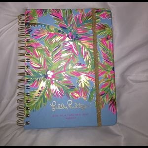 *NEW* Lilly Pulitzer 17 month Agenda