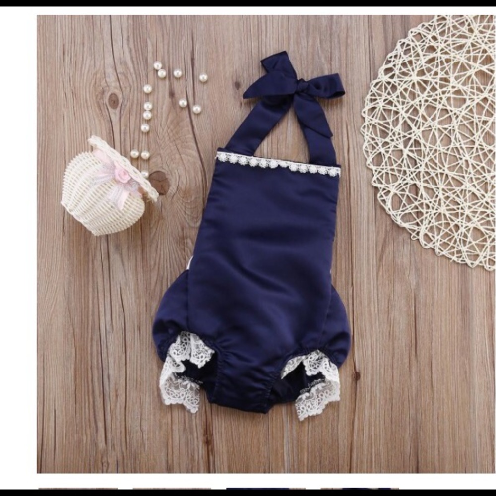 **SOLD** NWT baby girl Romper!