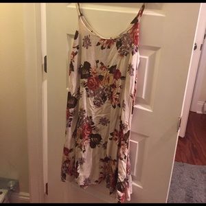 Brandy Melville floral dress