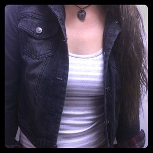 🚶🏼‍♀️🖤💜🖤 Lei Jean Jacket (S)