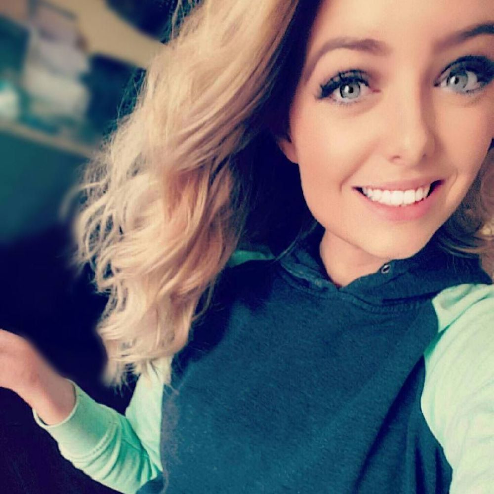 Meet your Posher, Ivy