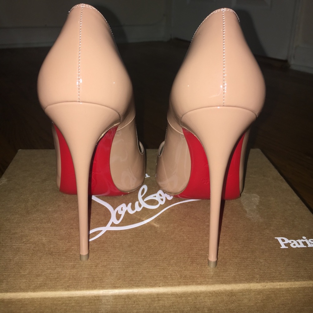 Louboutin So Kate. Worn once