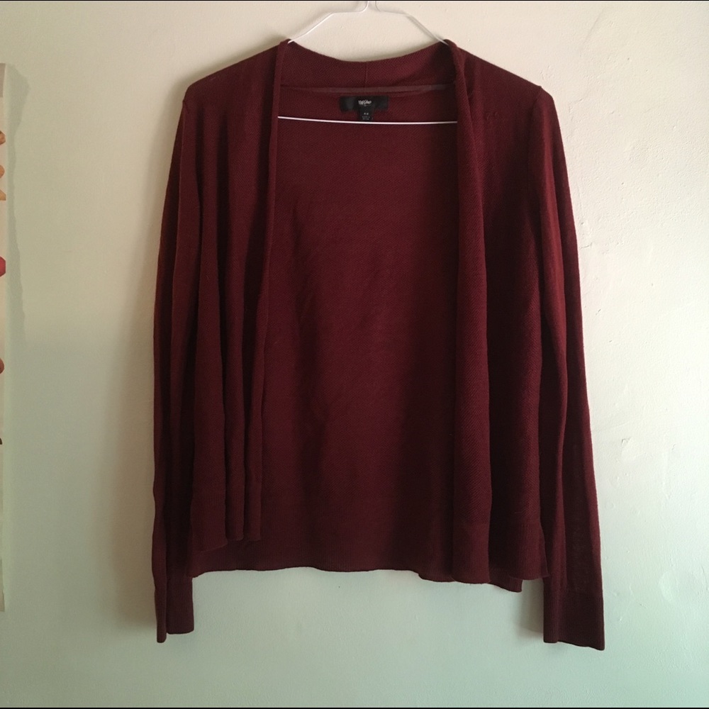 ❗️SOLD❗️Mossimo Long Sleeved Maroon Cardigan