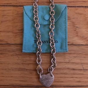 Tiffany & Co. Return to Tiffany necklace