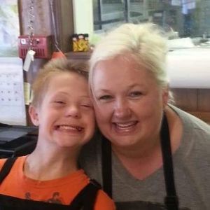 Meet your Posher, Loriann