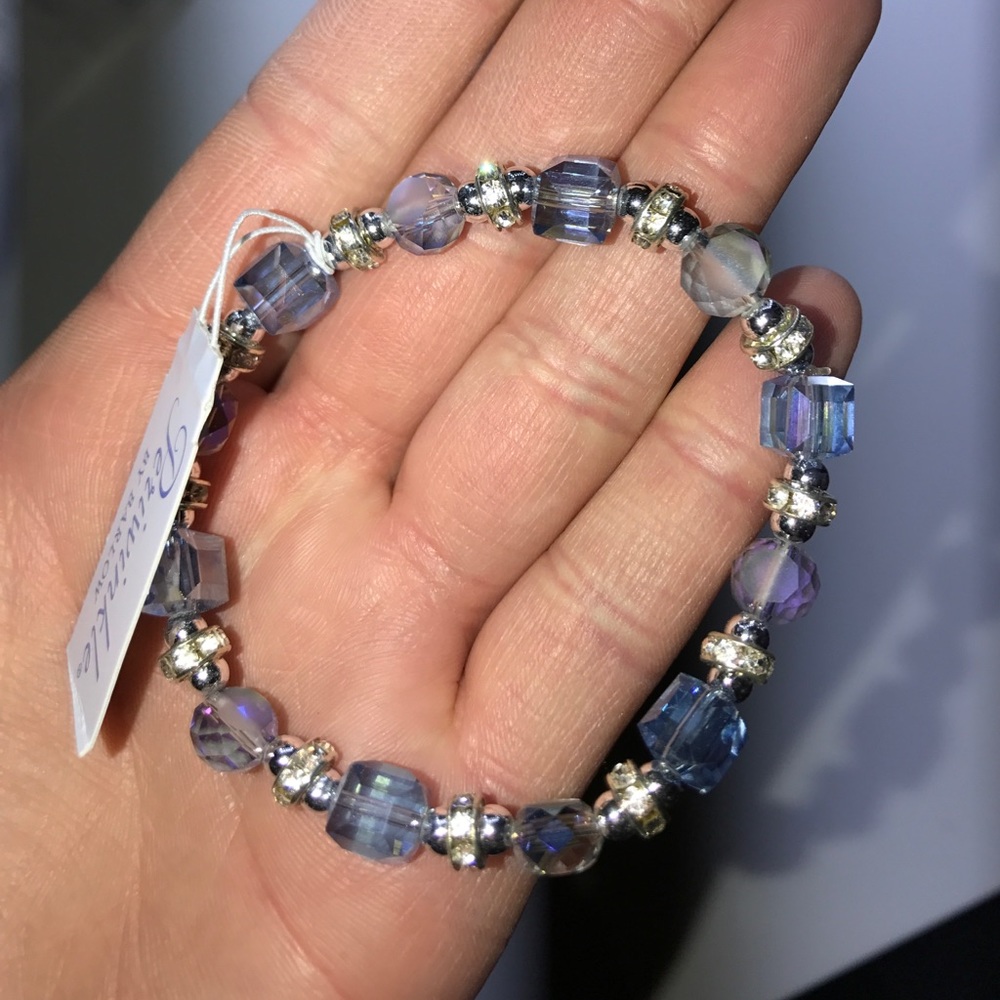 Periwinkle by Barlow Beaded bracelet NWT