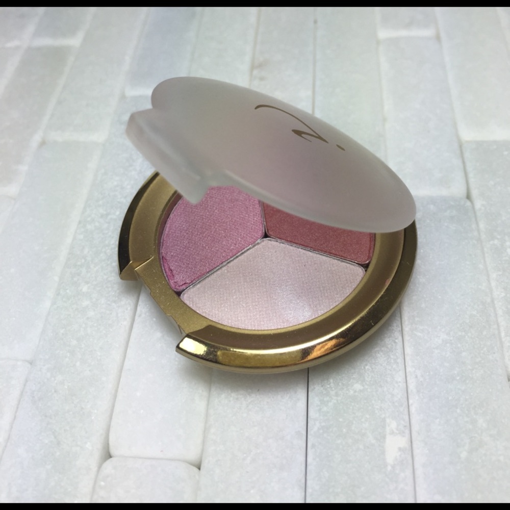 Jane Iredale PurePressed Eye Shadow (Think Pink)