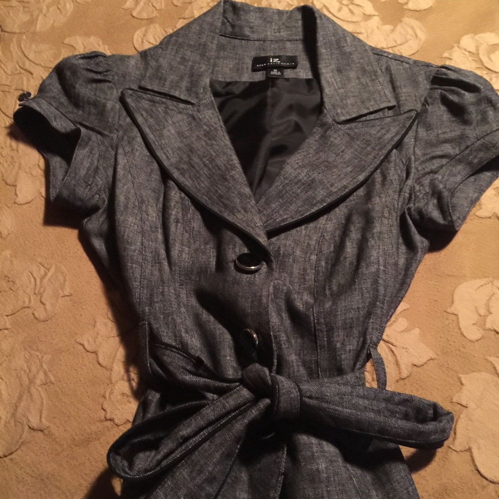 Short sleeve jacket