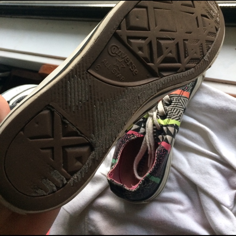 multi colored converse - Picture 2 of 3