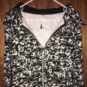 Lululemon "Fleur Sombre" Cuddle Up Zip Up Jacket