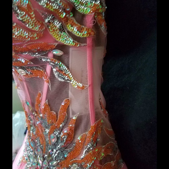 2Cute Hot Pink Size 4 Corset Gown - Picture 3 of 6