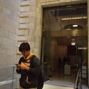 Meet your Posher, Cesar