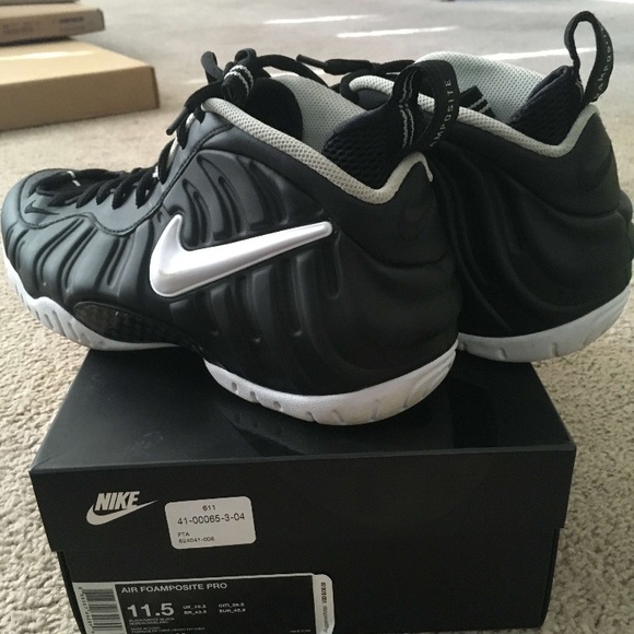 ❌ SOLD ❌Foamposites sz 11.5. Slightly used !!!! - Picture 3 of 3