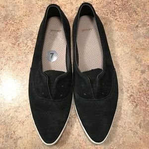 Sanuk Kat Paw Luxe Pointed-Toe Flats, Sz 7