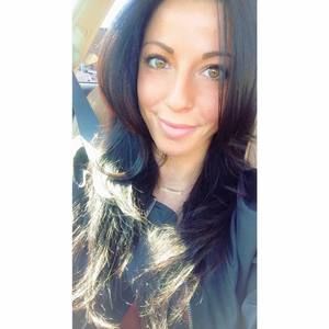 Meet your Posher, Daniela