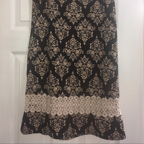 Lace Damask Black and Tan Pencil Skirt - Picture 5 of 6