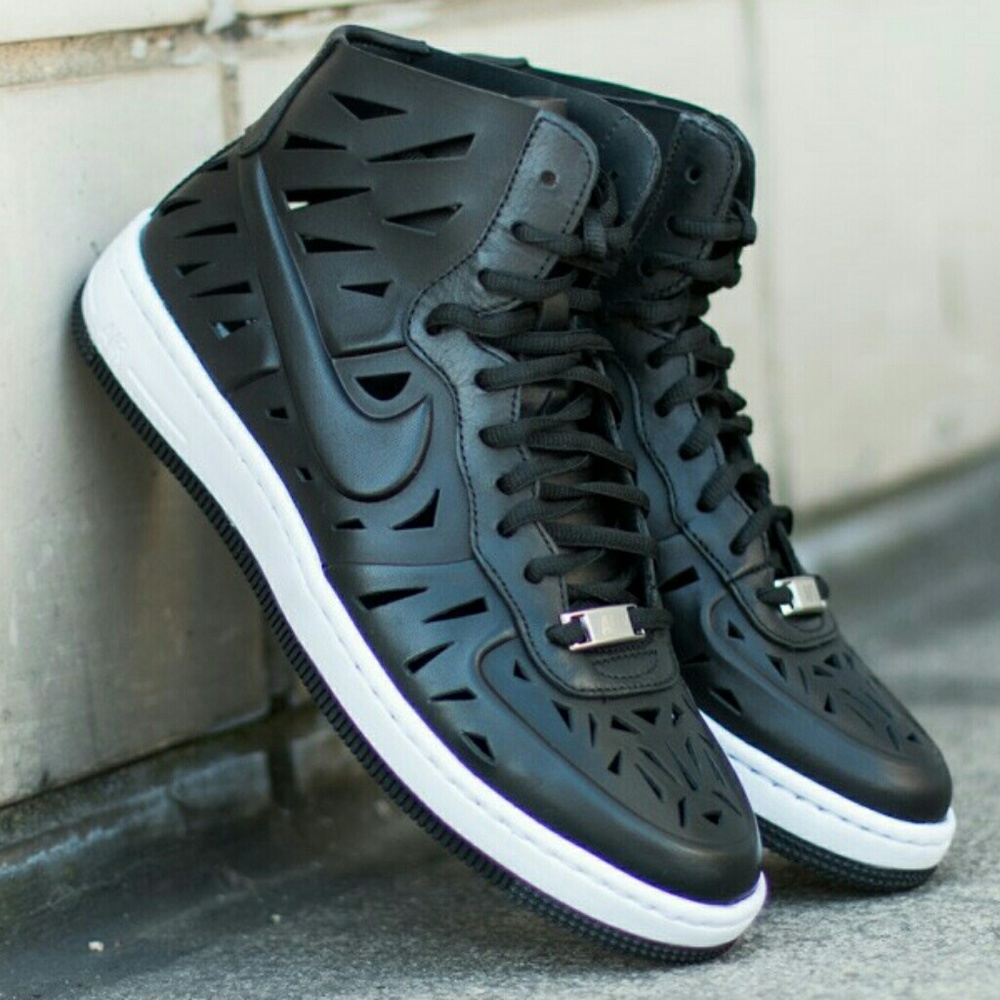 Nike Air Force 1 Ultra Mid Joli Size 11