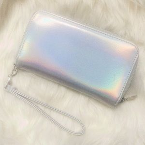 super cute holographic zip wallet w/ wristlet